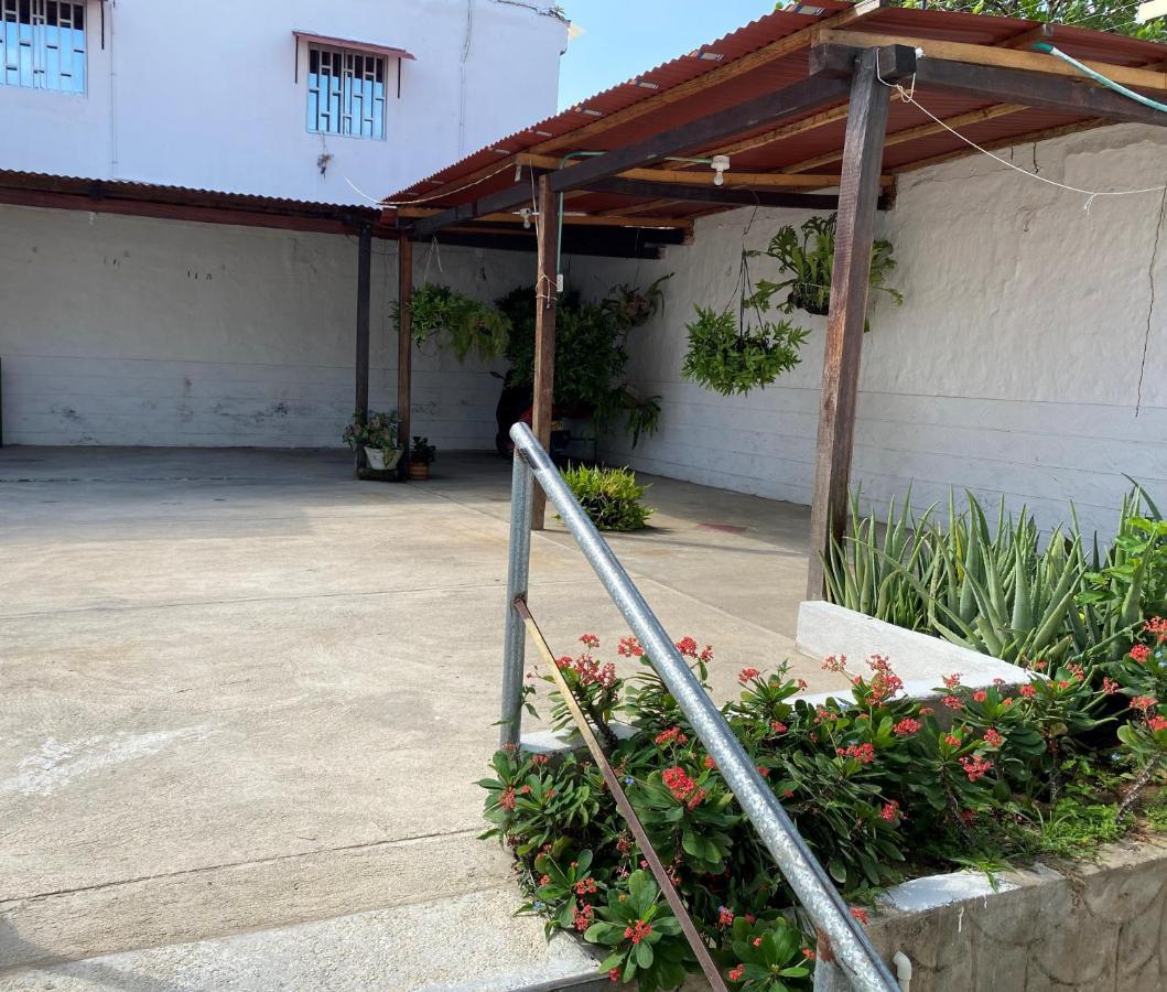 Cactus City Hostel Confort Riohacha Ngoại thất bức ảnh